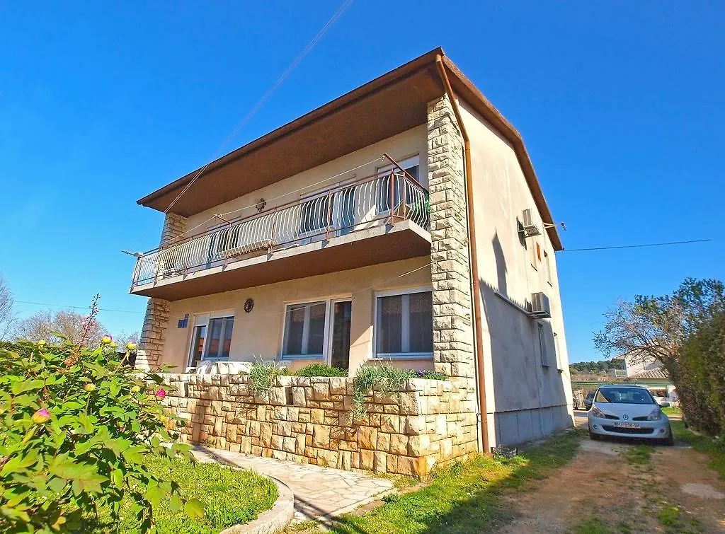 Apartments Jozefina 1261 Medulin