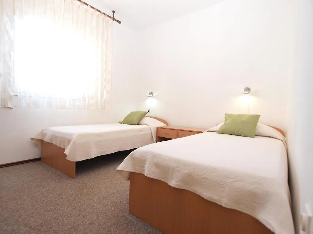 Apartments Jozefina 1261 Medulin