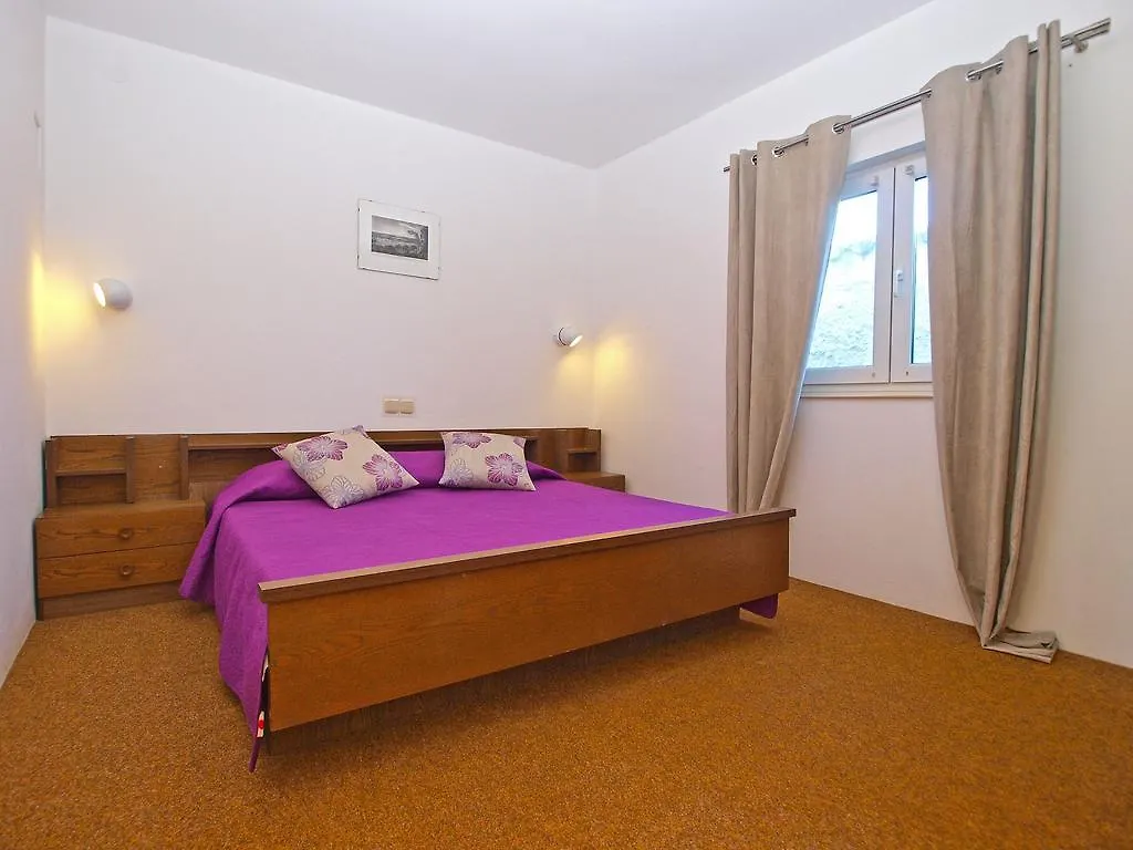 Apartments Jozefina 1261 Medulin