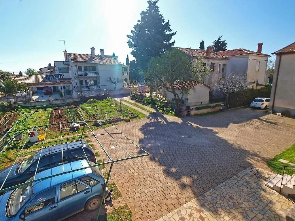 Apartments Jozefina 1261 Medulin