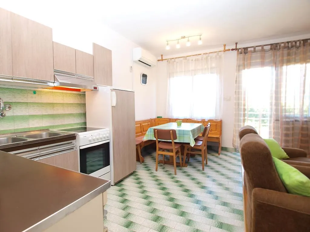 Apartments Jozefina 1261 Medulin