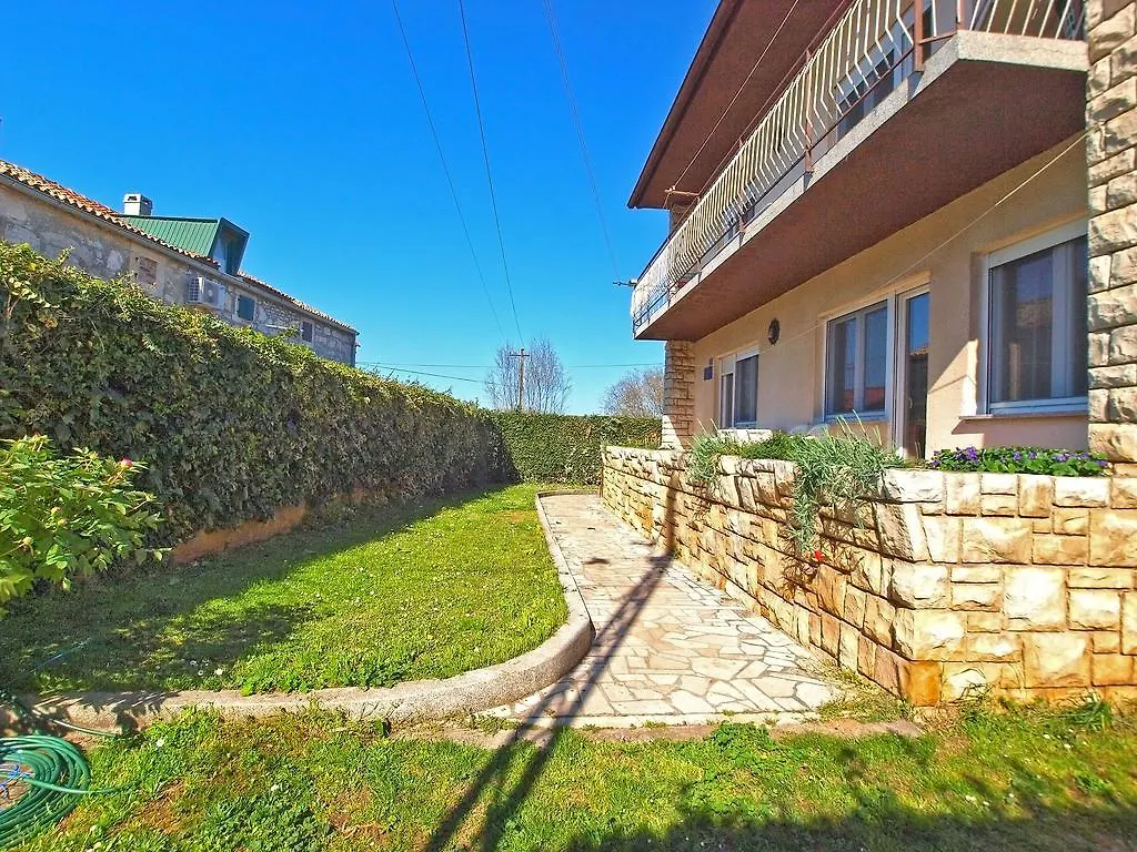 Apartments Jozefina 1261 Medulin