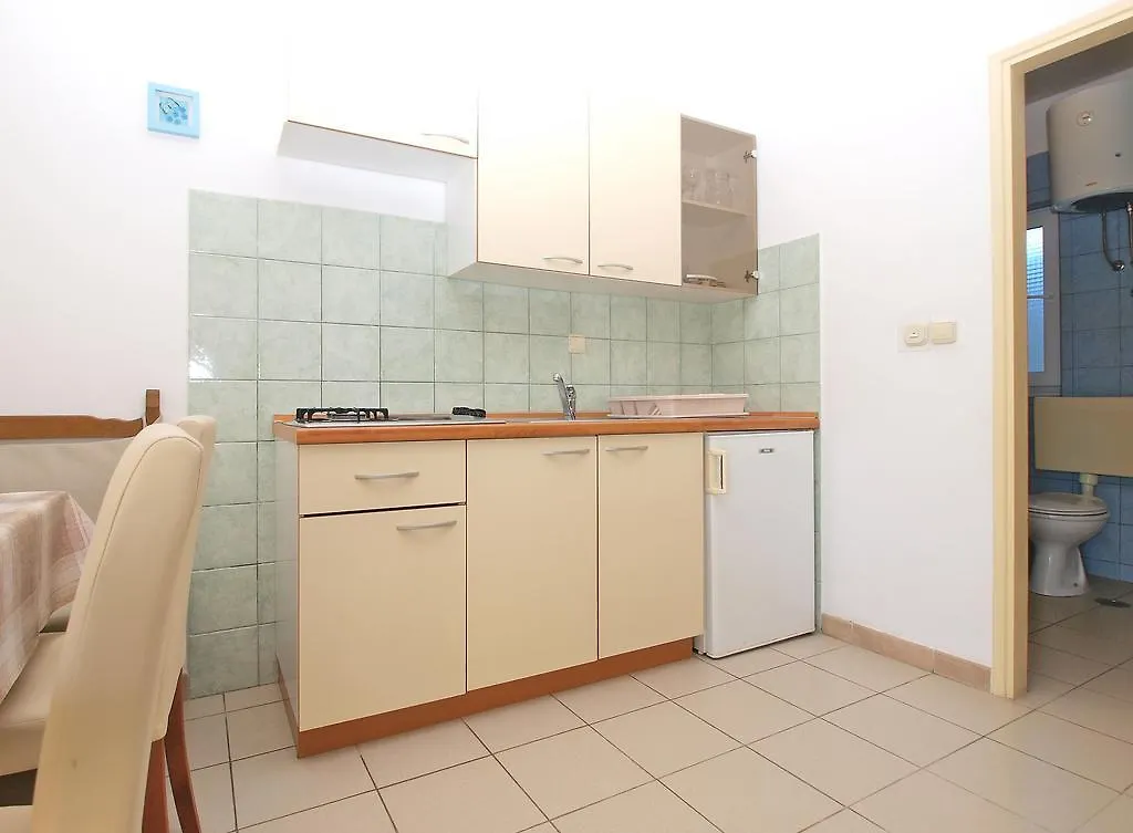 Apartments Jozefina 1261 Medulin 0*,