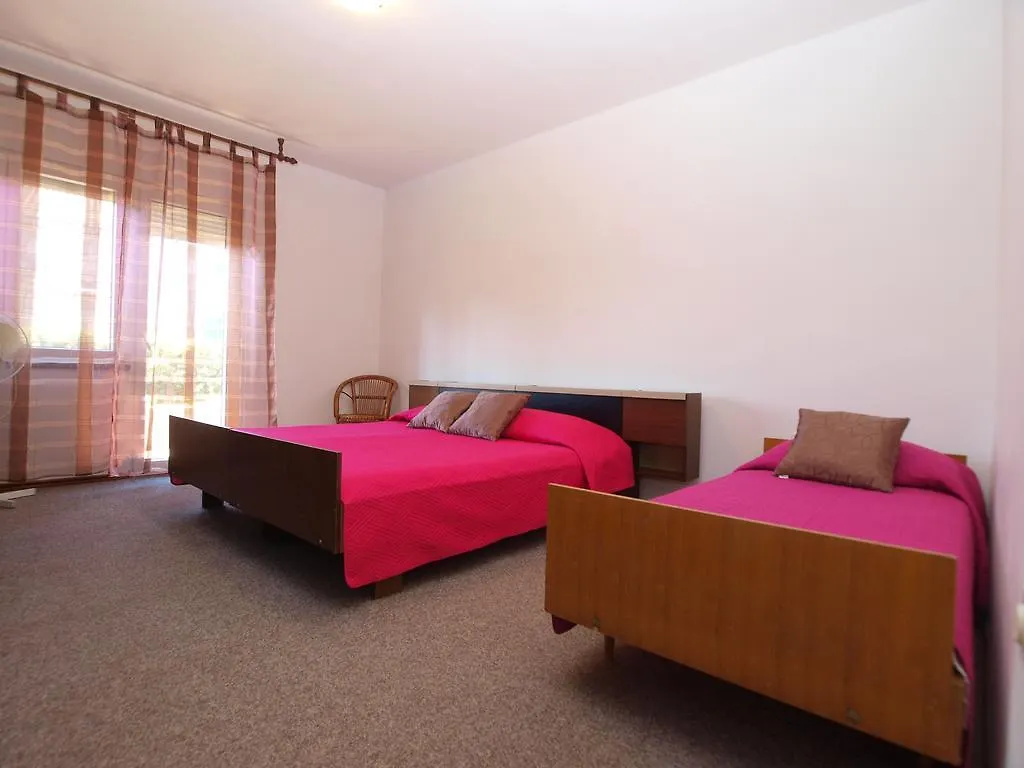 Apartments Jozefina 1261 Medulin